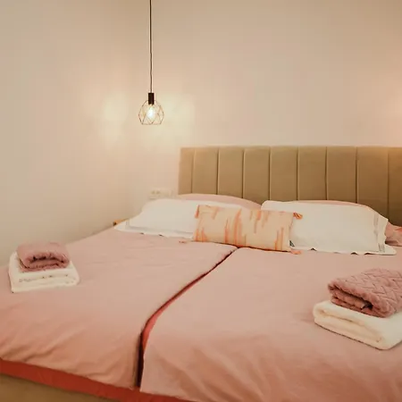 Apartment Stylish Town Centre Mariroza Hvar Town