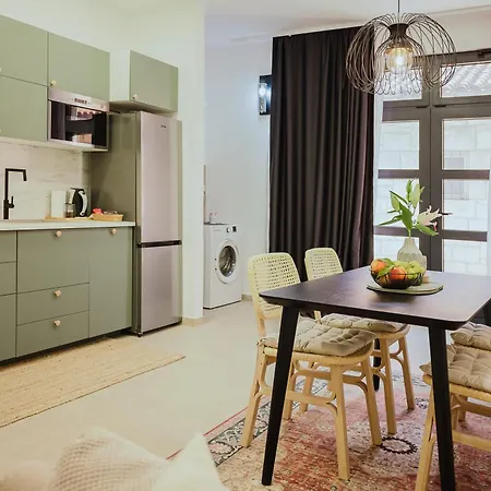 Stylish Town Centre Mariroza 公寓 赫瓦尔