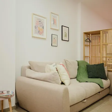 Stylish Town Centre Mariroza * 赫瓦尔