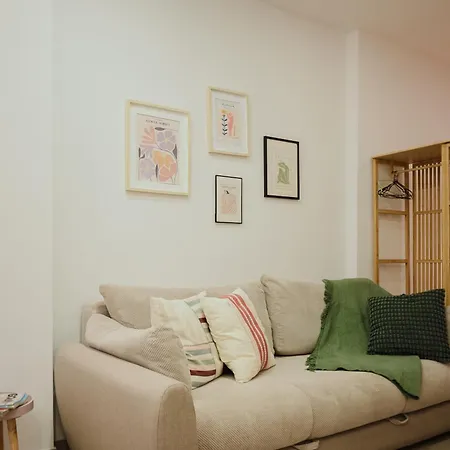 Stylish Town Centre Mariroza 아파트 *