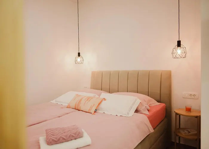 Apartment Stylish Town Centre Mariroza Hvar Town