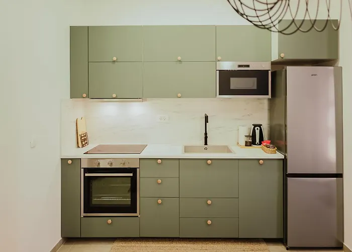 Apartment Stylish Town Centre Mariroza